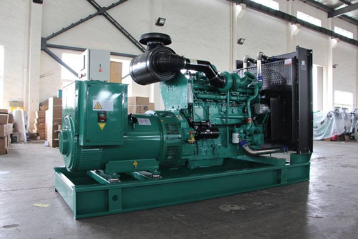 雷鸣镇320kw康明斯柴油发电车出租组图片 雷鸣镇320kw康明斯柴油发电车出租组图片