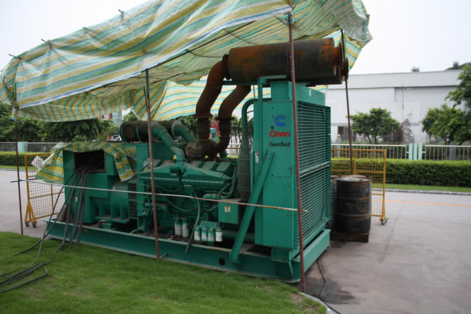 雷鸣镇康明斯发电机租用：安全、高效、便捷！